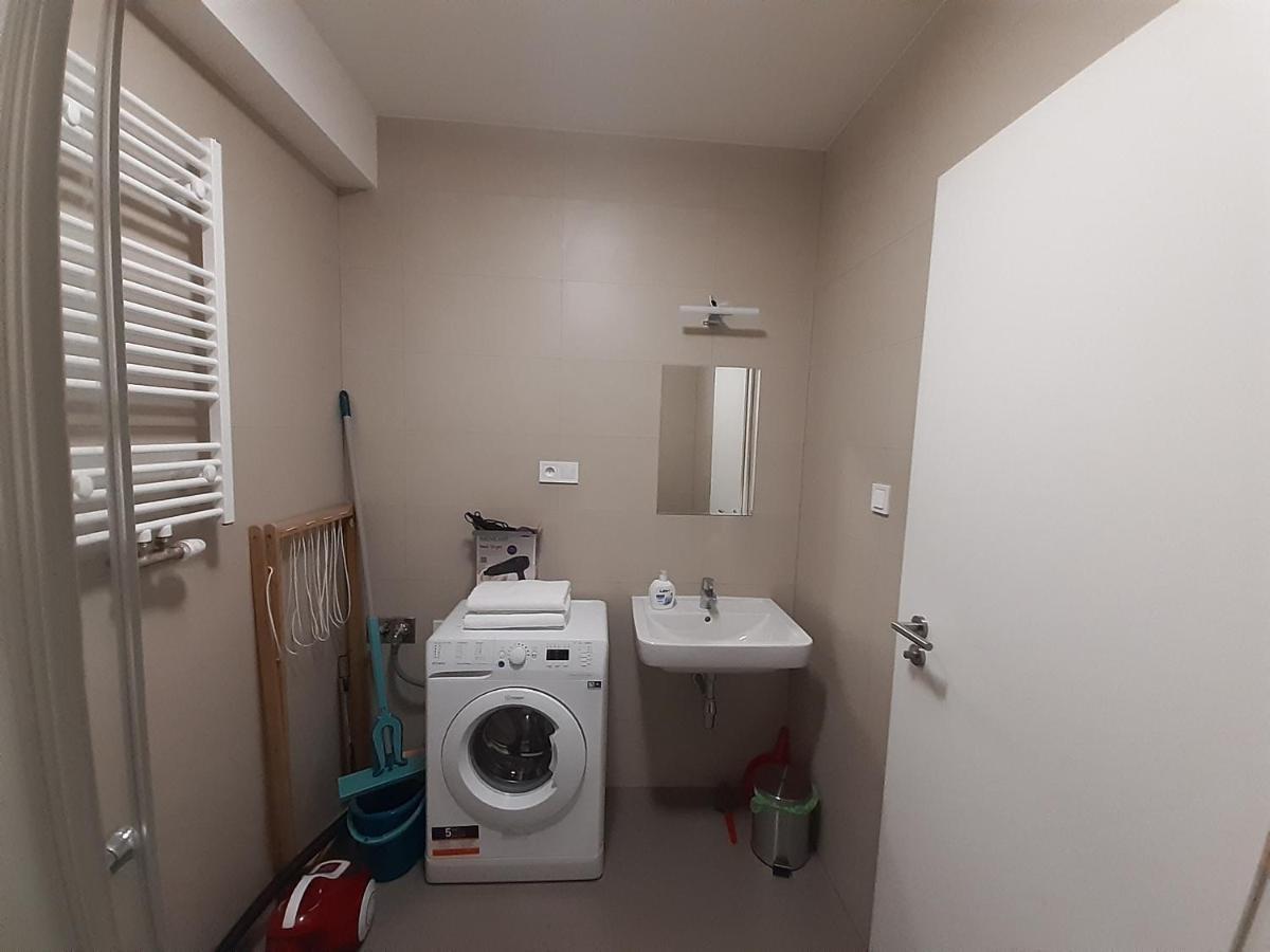 Entrez Radnica Apartamento Košice Exterior foto